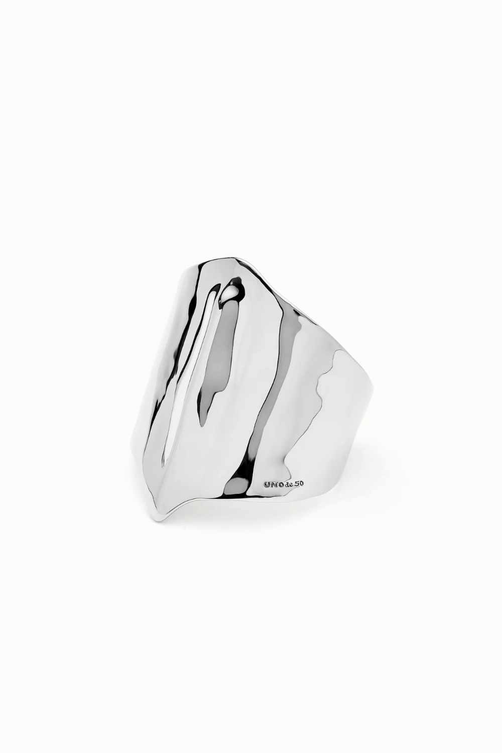 UNOde50 Bracelet Wide sterling silver-plated bracelet with manta ray structure