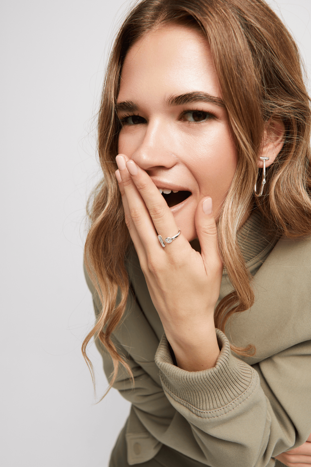 UNOde50 Ring Open ring with white topaz