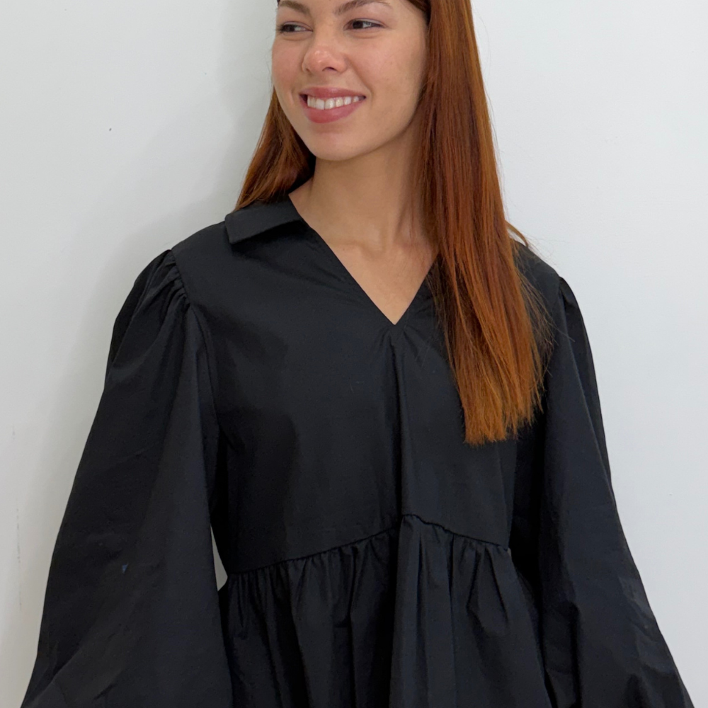 3/4 balloon sleeves peplum top with collared neckline