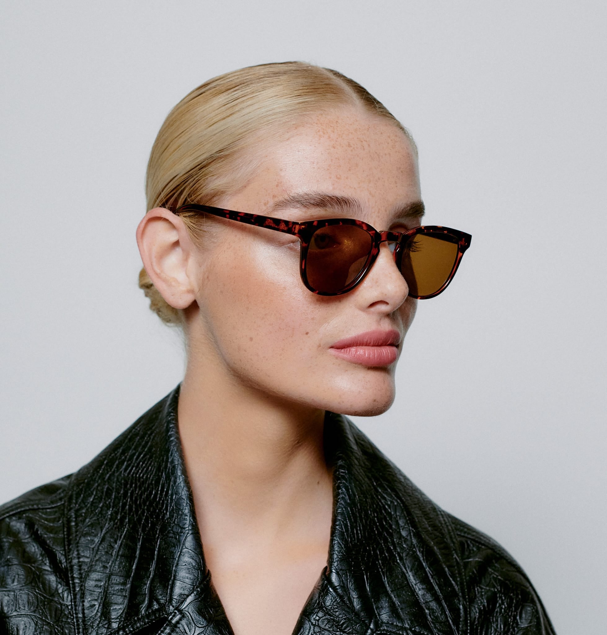 eBoutike Sunglasses BATE - Demi Tortoise