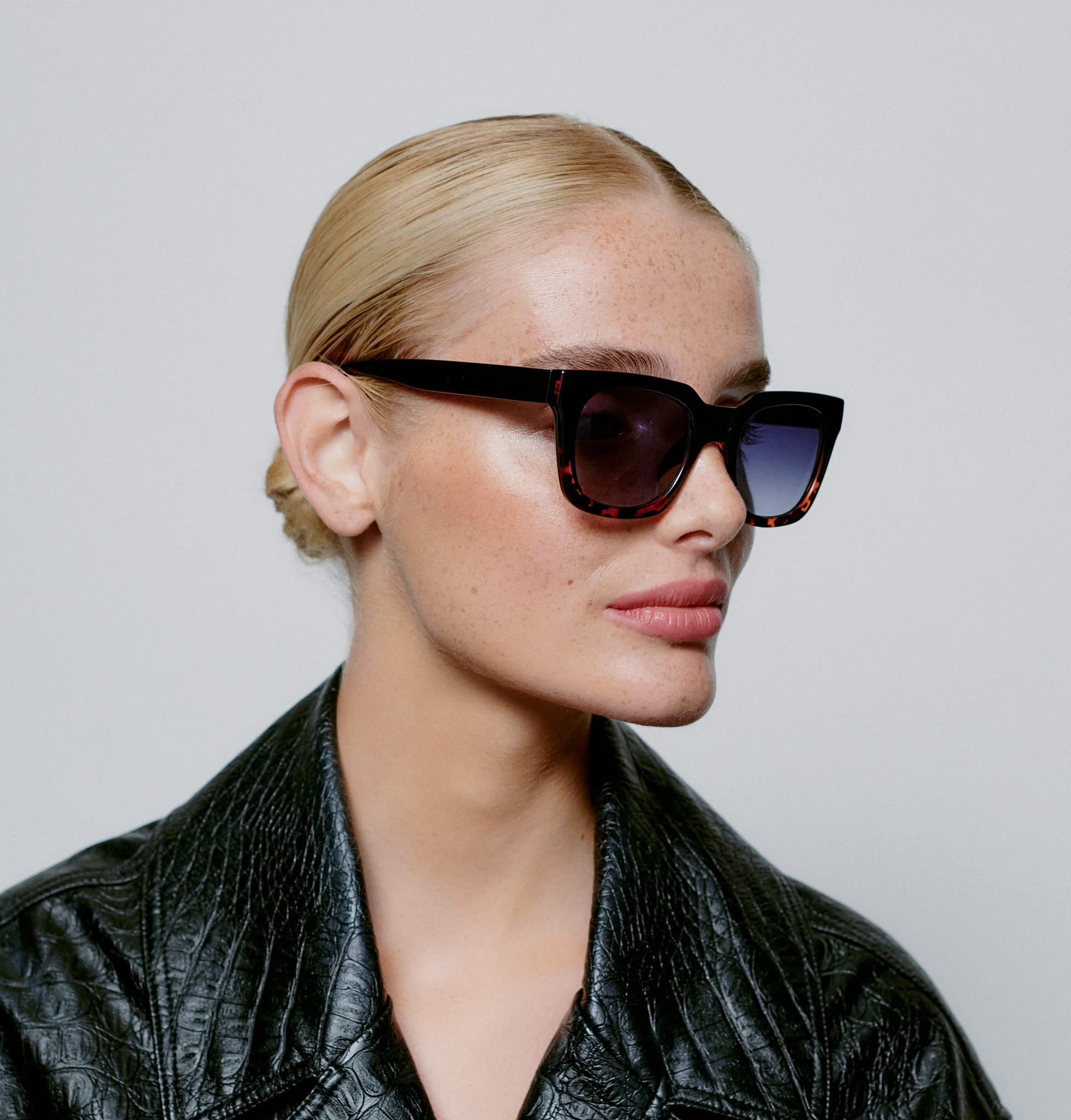 eBoutike Sunglasses NANCY - Black Demi Tortoise