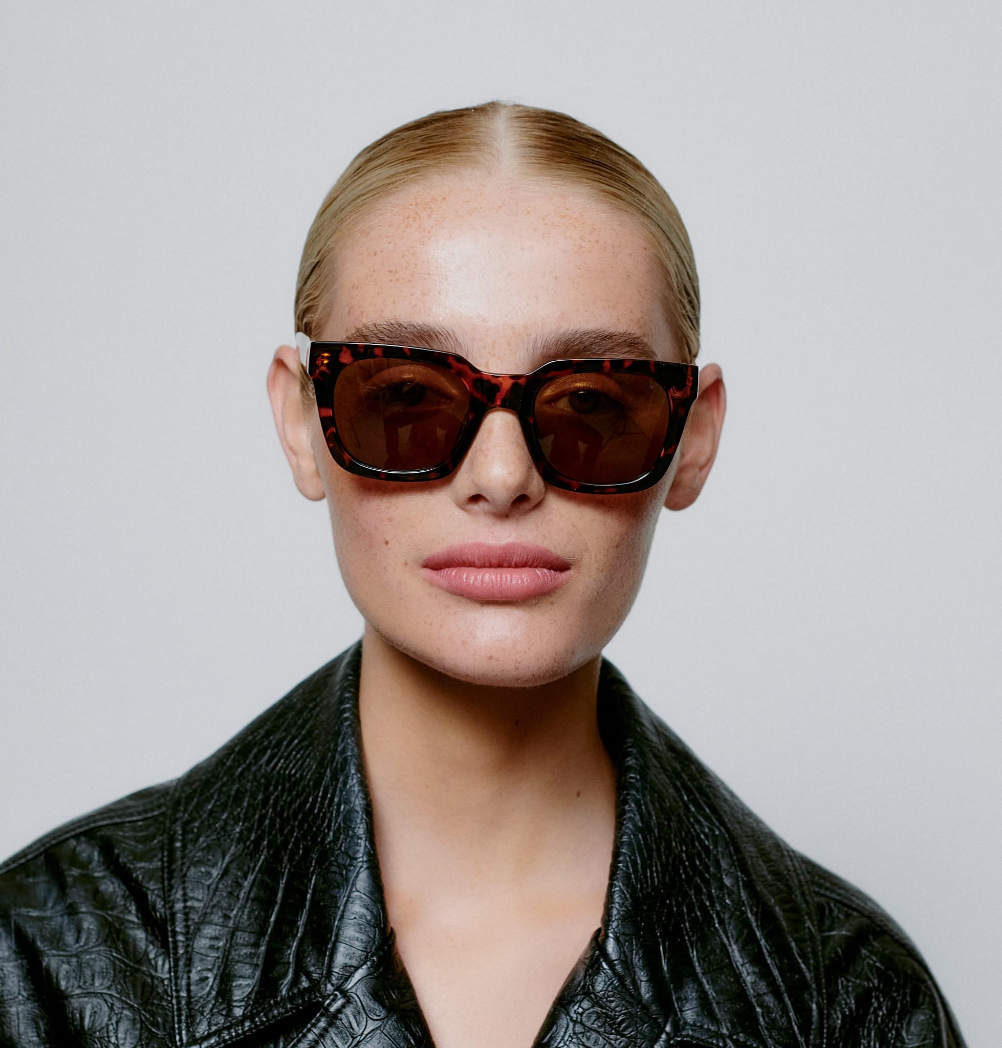 éBoutiké Sunglasses NANCY - Demi Tortoise