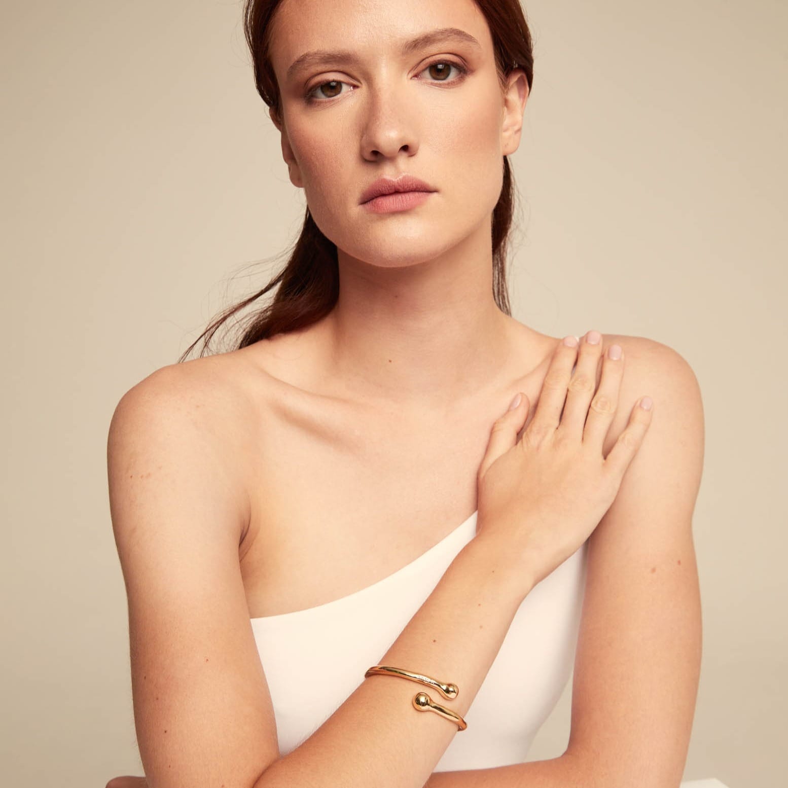 UNOde50 Bracelet 18K gold-plated bracelet with inner spring