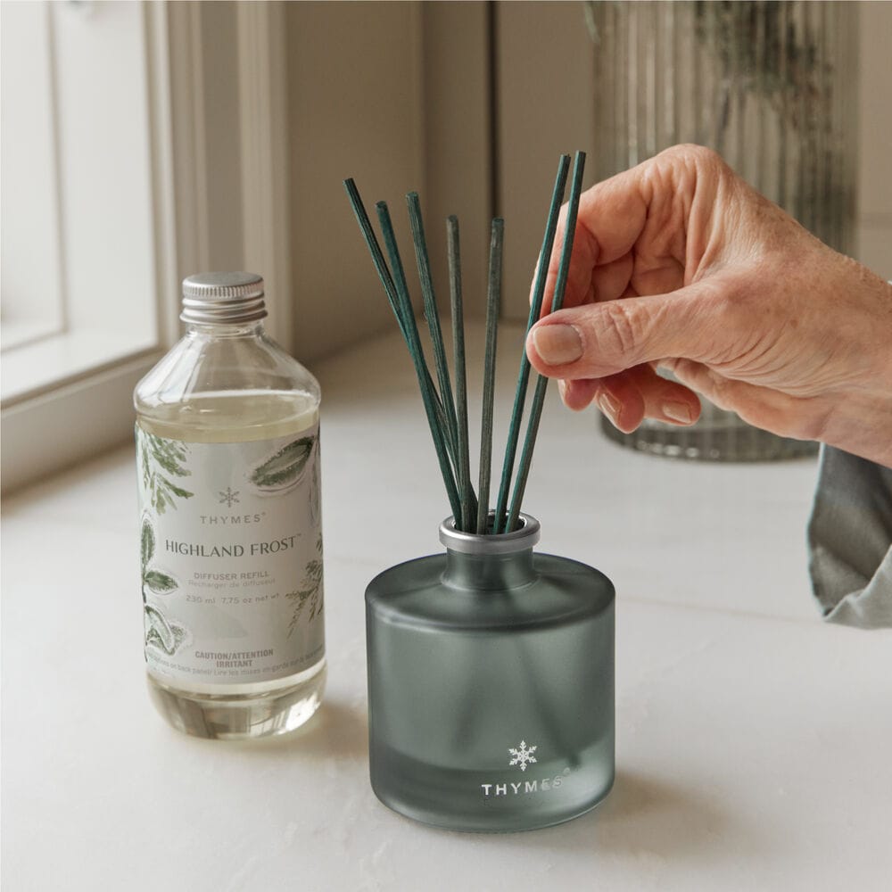 Thymes Fragance Highland Frost Petite Reed Diff