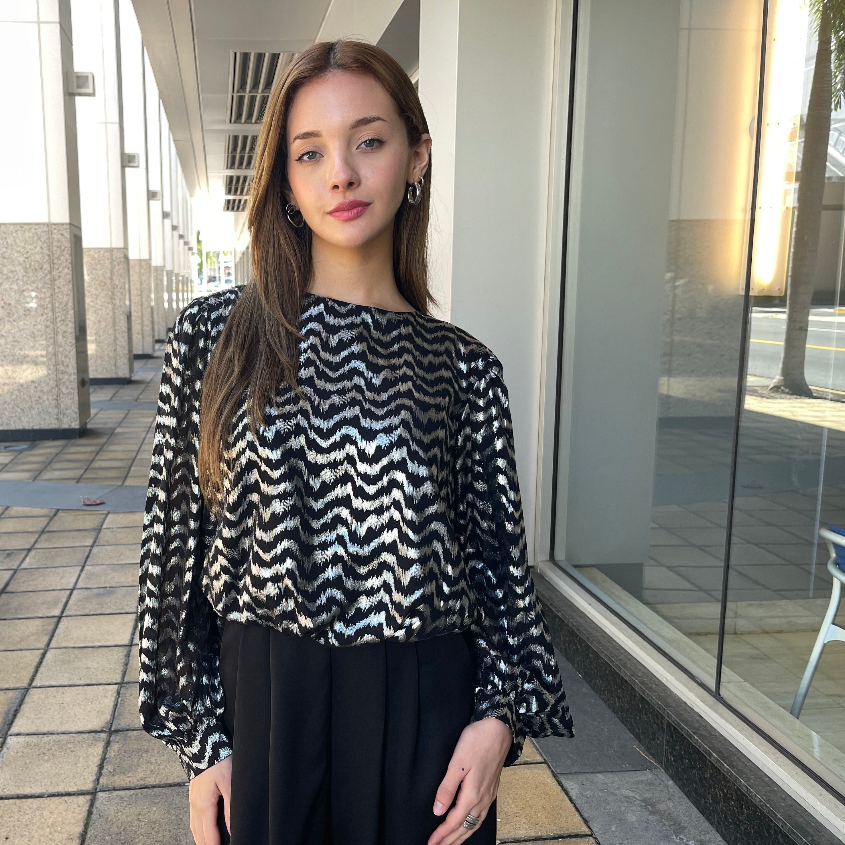 Black/Metallic Top - éBoutiké