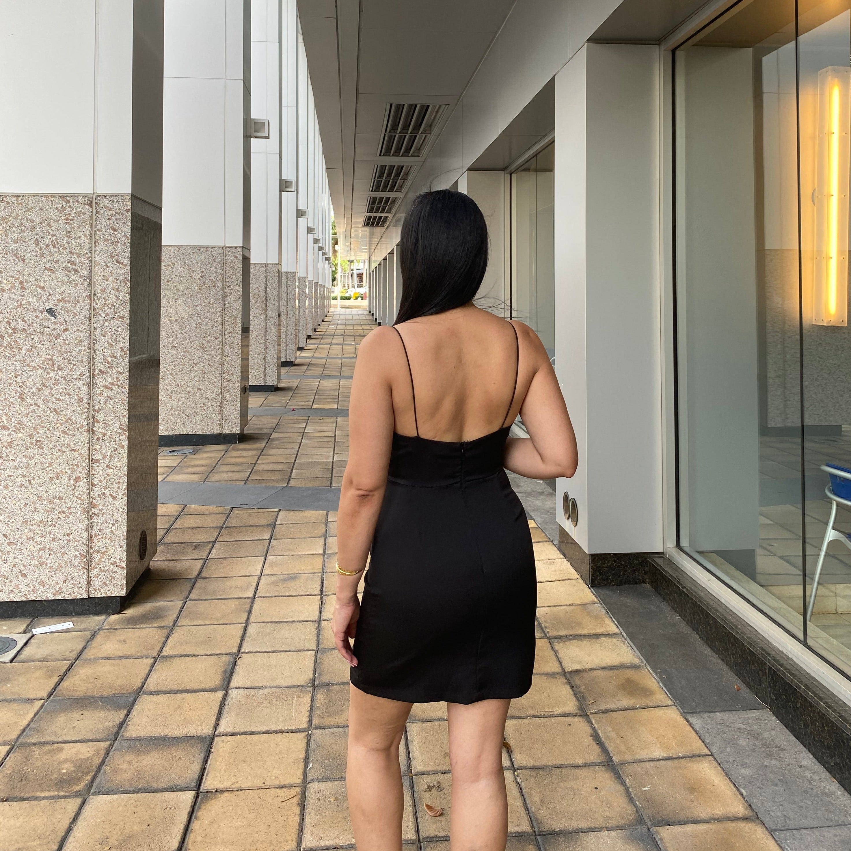 Black Draped Mini Dress - éBoutiké