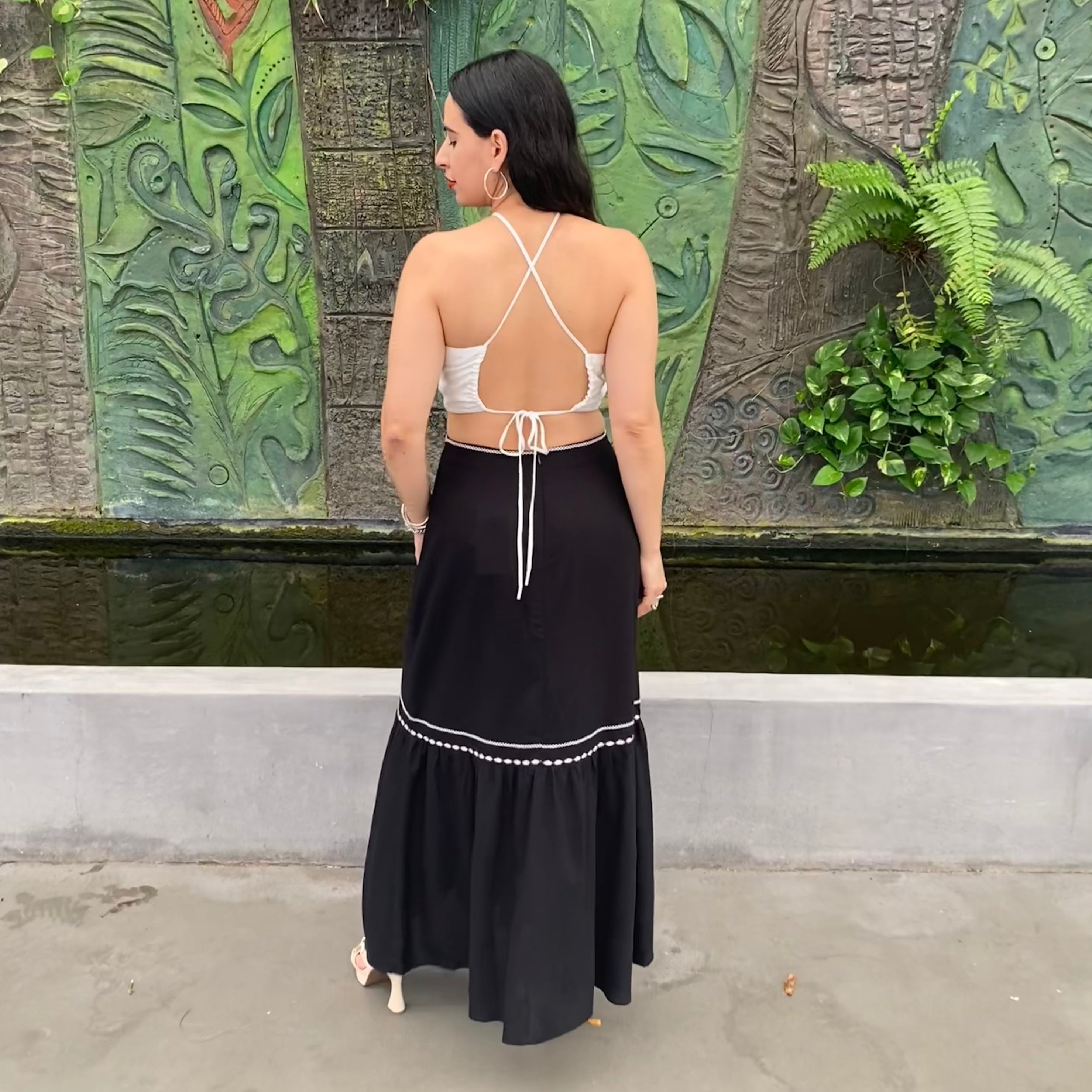 Butterfly Embroidered Linen Cropped Dress - éBoutiké