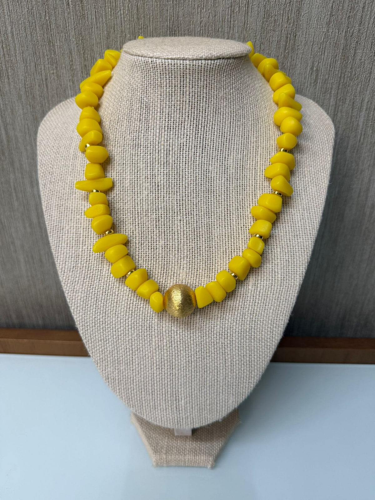 eBoutike Necklace Resin Necklace with Gold