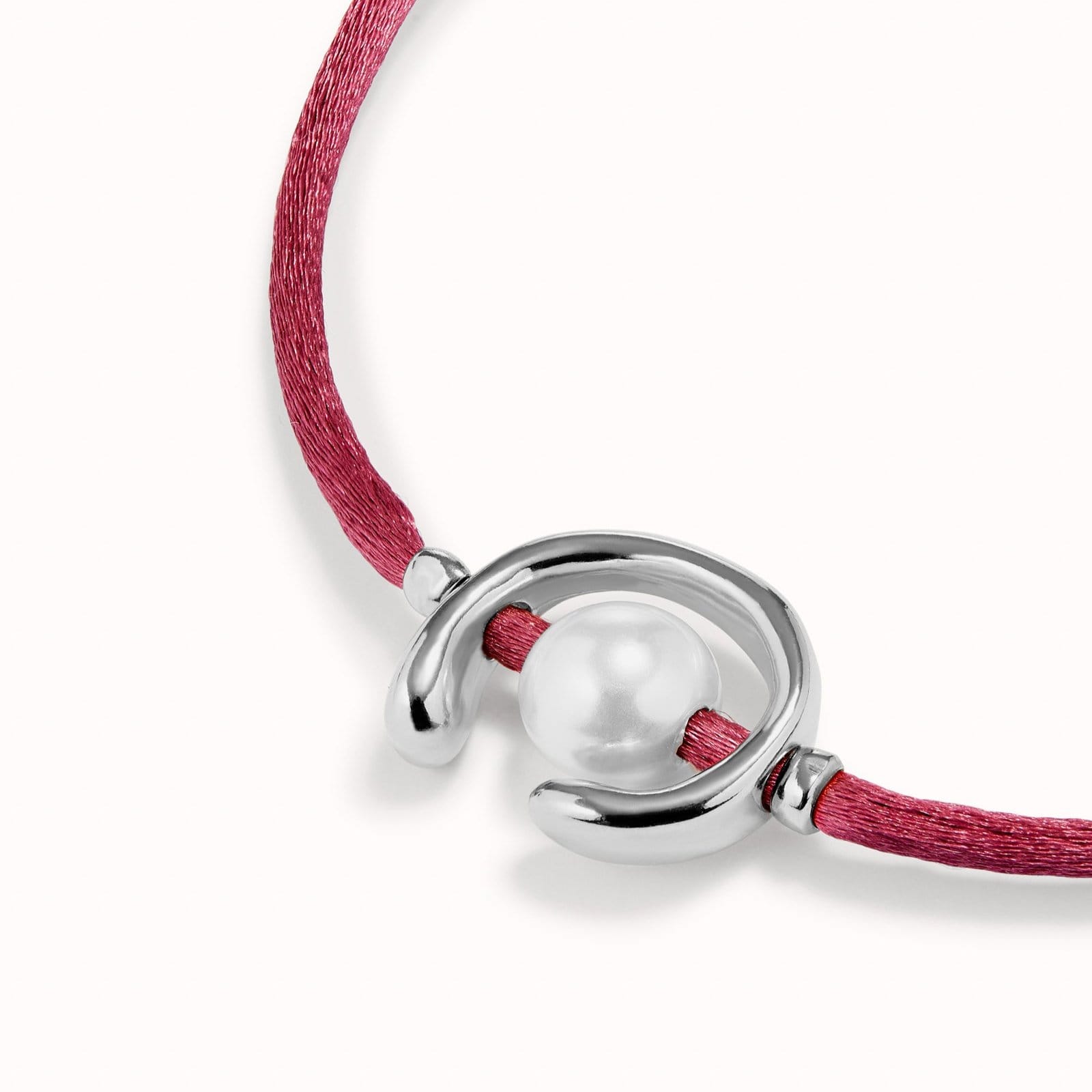 UNOde50 Bracelet Sterling silver-plated mauve thread bracelet with shell pearl accessory.