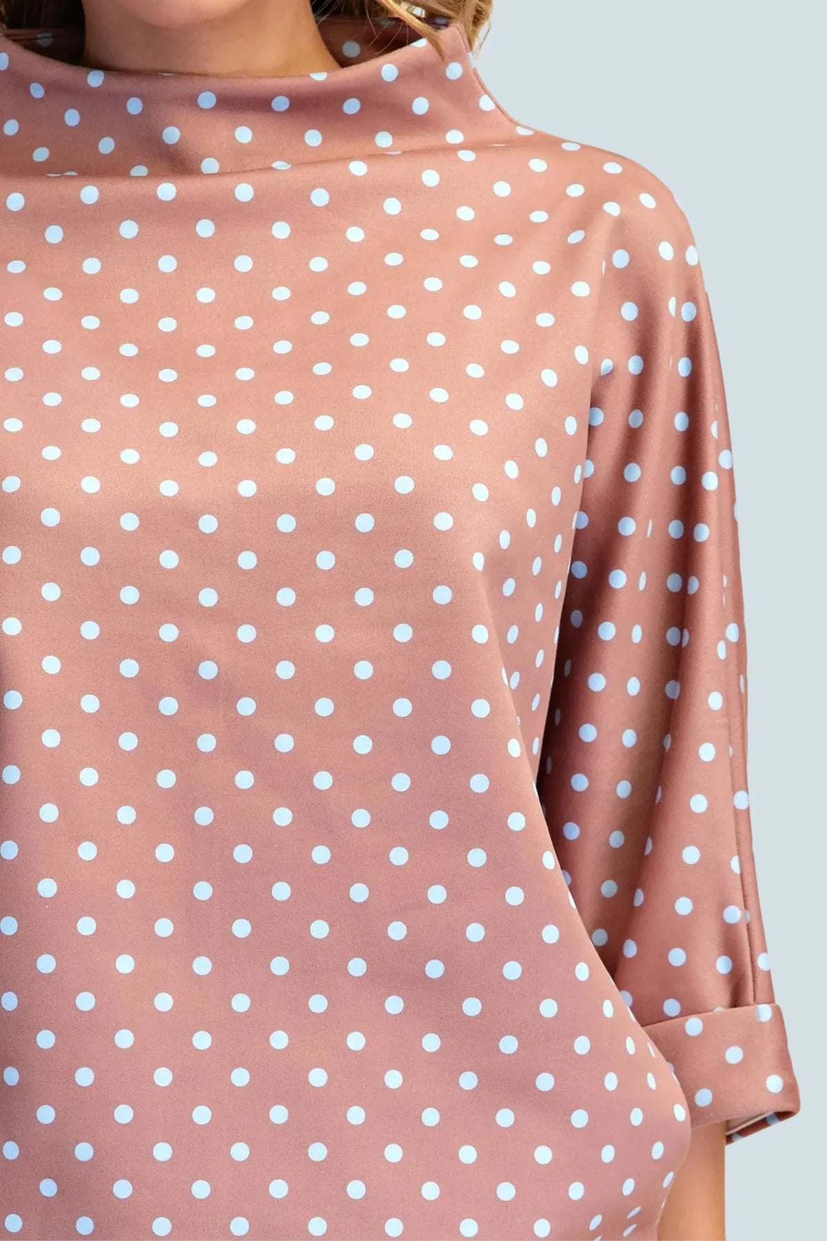 eBoutike Top Polka Dot Mock-Neck Top